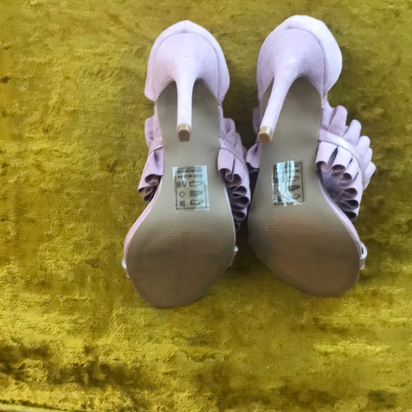 New Blush Adorable Heels - Picture 4 of 4